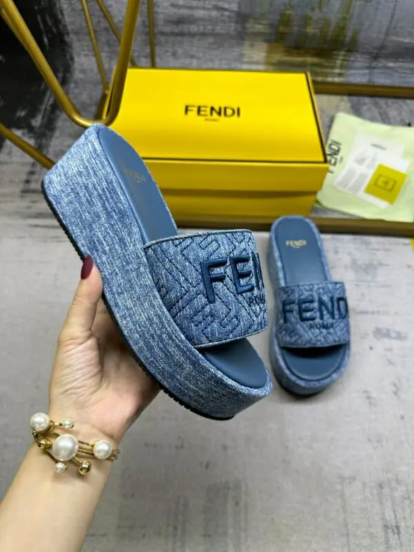 fendi chaussons pour femme s_12100102